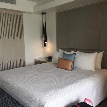 H2O Suites Hotel - Huge cozy bed. - Hotels Near Me - Key West, Florida