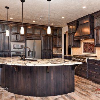 Alcoa Construction - Custom Home Kitchen - General Contractors Near Me - Saint George, Utah Alcoa Construction - Custom Home Kitchen - General Contractors Near Me - Saint George, Utah