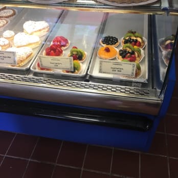 La Tropezienne Bakery - Fruit tarts - Bakeries Near Me - New York, New York La Tropezienne Bakery - Fruit tarts - Bakeries Near Me - New York, New York