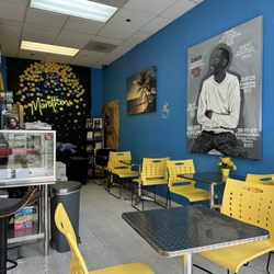 Marathon Coffee - Lots of places to sit and relax