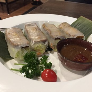 An Chay - Fresh tofu salad rolls with peanut sauce - Vietnamese Near Me - Edmonton, Alberta