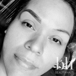 Beauty Haus - Ombré/Powder brows