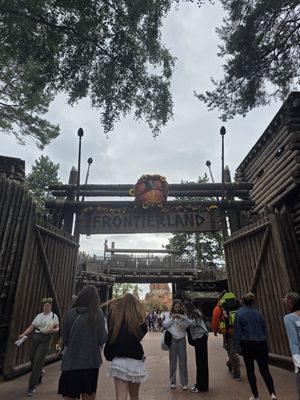 Big Thunder Mountain by null