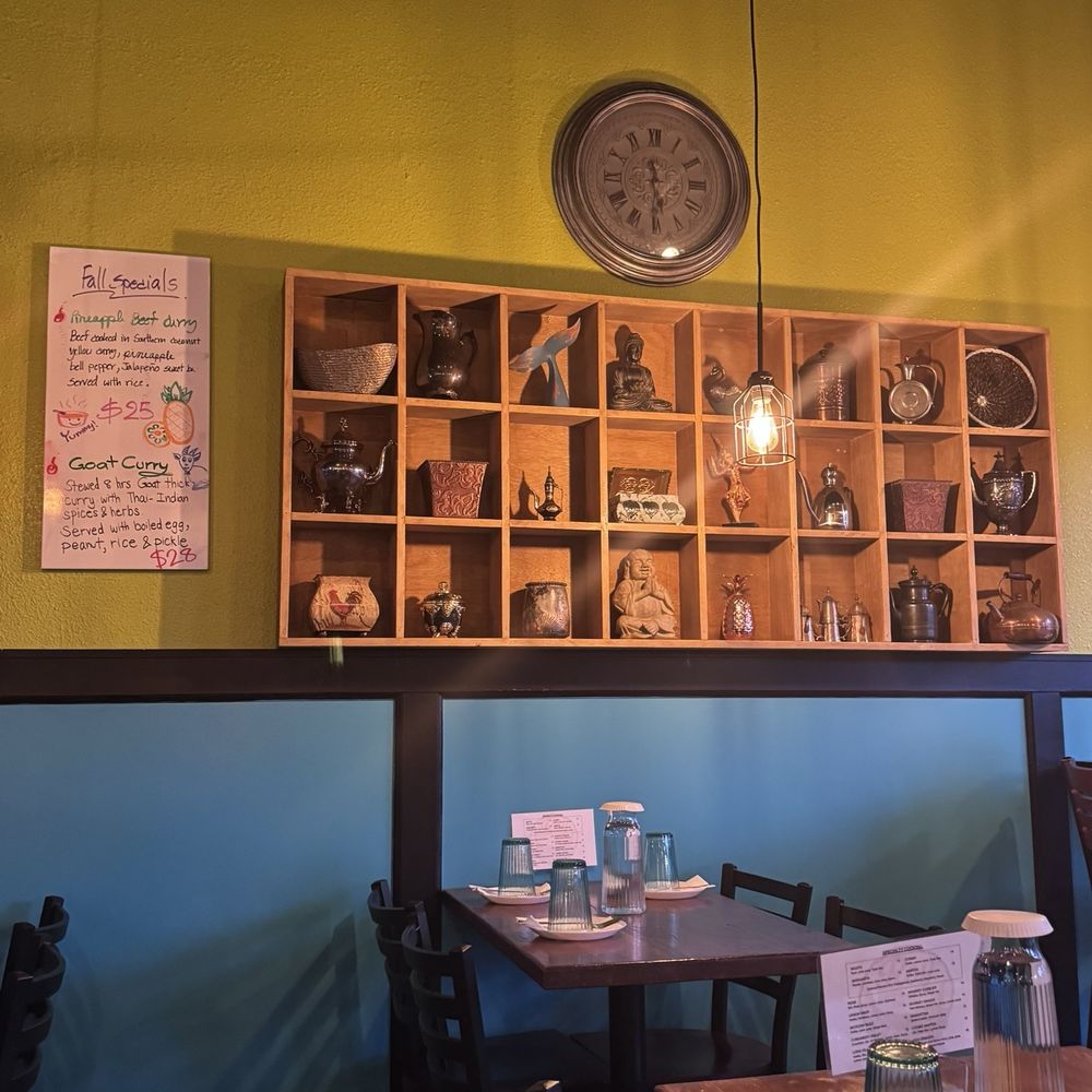 Roy Southern Thai Cuisine - Thai Near Me - Seattle, Washington Roy Southern Thai Cuisine - Thai Near Me - Seattle, Washington