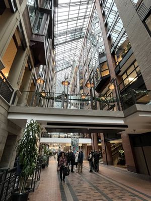 Montreal Eaton Centre by null