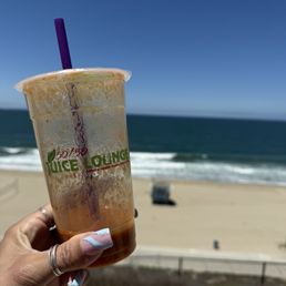 A delicious Mango Madness smoothy that was delicious! Yup it's gone A delicious Mango Madness smoothy that was delicious! Yup it's gone