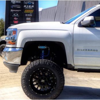 Saints Offroad - king resi shocks front and rear - Auto Parts & Supplies Near Me - Glendora, California