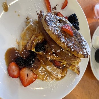 Another Broken Egg Cafe - The Napoleon Breakfast and Strawberry St Germaine Mimosa Pitcher!! - Cafes Near Me - Memphis, Tennessee Another Broken Egg Cafe - The Napoleon Breakfast and Strawberry St Germaine Mimosa Pitcher!! - Cafes Near Me - Memphis, Tennessee