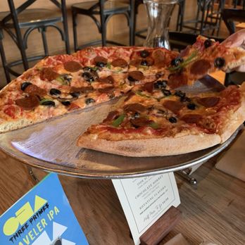 Taglio - Columbia Tusculum - Veggies (with pumfuroni added) - Pizza Near Me - Cincinnati, Ohio Taglio - Columbia Tusculum - Veggies (with pumfuroni added) - Pizza Near Me - Cincinnati, Ohio