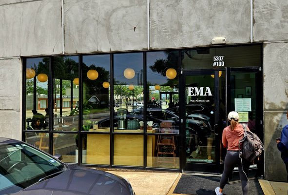 Ema by null