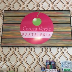 Cereza Verde - Logo.