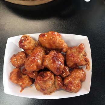 Kogii Kogii Express - Boneless spicy chicken. IG: betweencupcakes - Chicken Wings Near Me - Naperville, Illinois