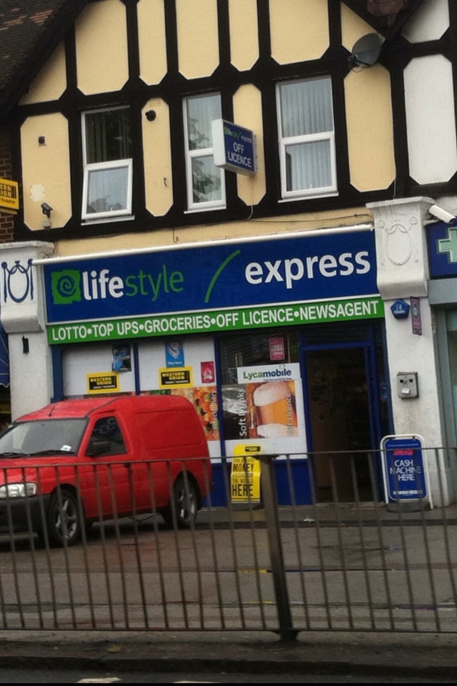 LIFESTYLE EXPRESS Updated October 2024 73 Pershore Road, Birmingham, West Midlands, United