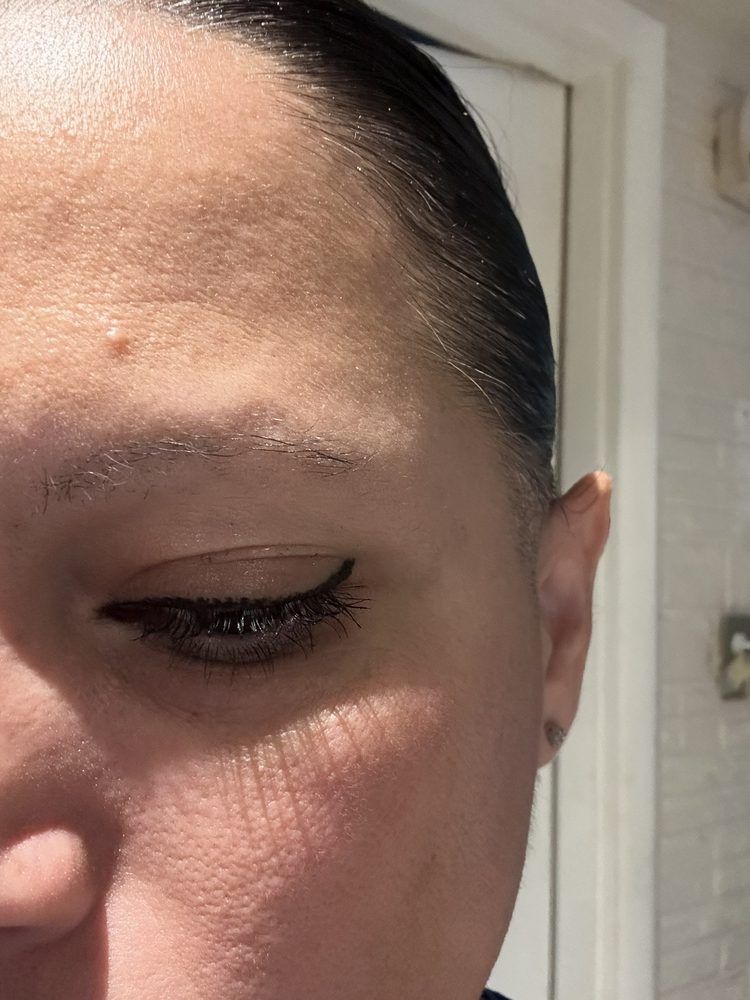 Just For You Brows & Beauty! Logo