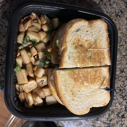 Tuna cado