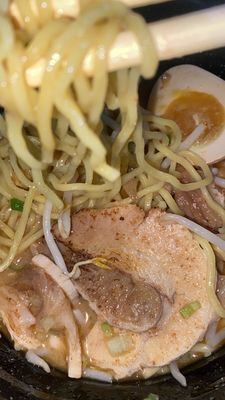 Hachi Ramen by null