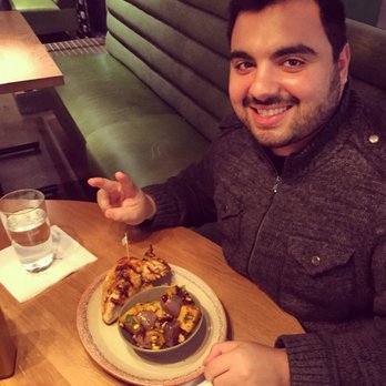 Nando's Peri-Peri - South African Near Me - Oakbrook, Illinois