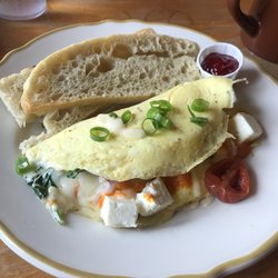 Frenchies Famous - Piperade omelette with added heirloom tomatoes