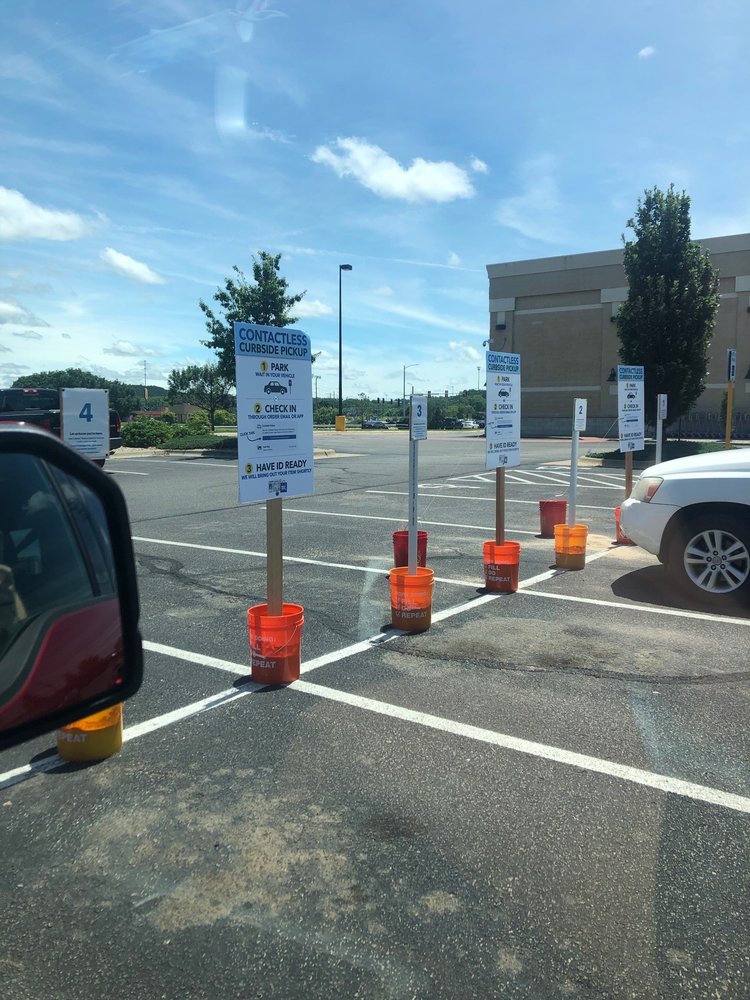 BEST BUY MANHATTAN Updated June 2024 19 Reviews 329 Tuttle Creek