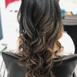 Salon 210 - Wash treatment, blow out with curls