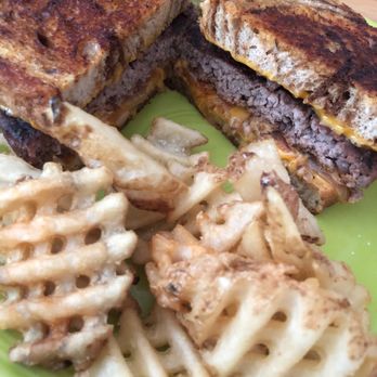 Backyard Grill - Patty Melt and Waffle Fries - American Near Me - Highland Park, Illinois
