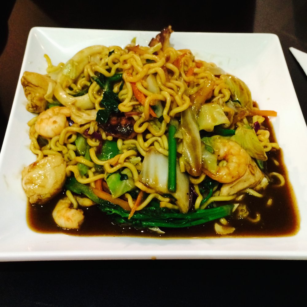 Botekim do Japa - Steer clear of this seafood combo yakisoba - Japanese Near Me - Rio de Janeiro, RJ