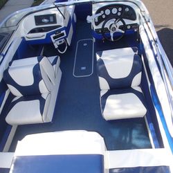 Washington Jetski And Boat Rentals - We have now added 18ft boats to our fleet, call and book your watercraft today !!