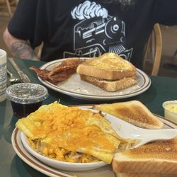 Yogi's Diner - Country scramble and French toast