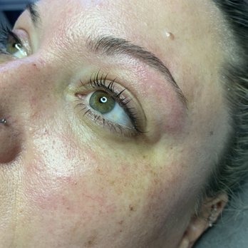 The Beauty Bar - Brow wax with tint and lash tint - Skin Care Near Me - Reading, Massachusetts The Beauty Bar - Brow wax with tint and lash tint - Skin Care Near Me - Reading, Massachusetts