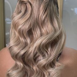MODERN GLOW BAR