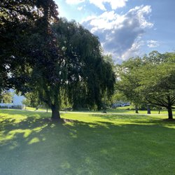Roberts Garden
