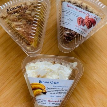 Mom's Apple Pie Bakery - Bakeries Near Me - Leesburg, Virginia Mom's Apple Pie Bakery - Bakeries Near Me - Leesburg, Virginia