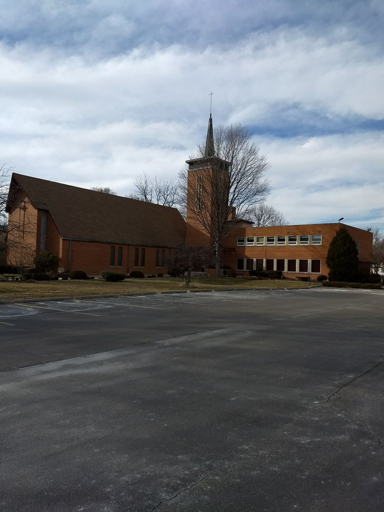 FIRST PRESBYTERIAN CHURCH OF MOUNT CLEMENS 168 Cass Ave, Mount