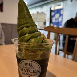 Premium Matcha Cafe Maiko - Matcha parfait