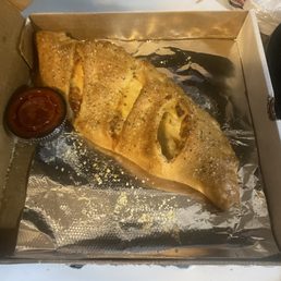 Pepperoni Calzone