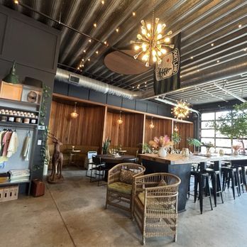 APRÈS - Breweries Near Me - Portland, Maine APRÈS - Breweries Near Me - Portland, Maine