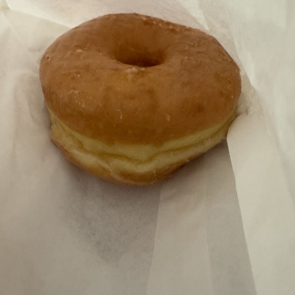 Broadway Donuts - Glazed Donut this was tender deliciousness and my favorite. 10/10 - Bakeries Near Me - Long Beach, California