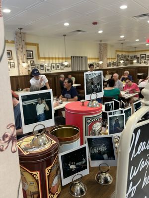 Mensch's Deli by null