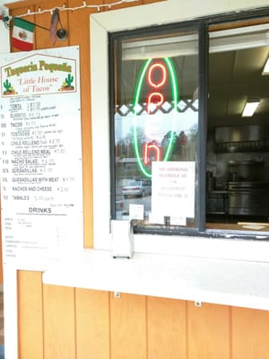 Taqueria Pequena by null