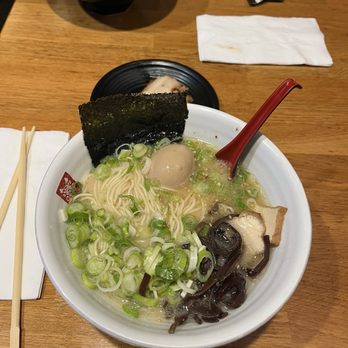 Tatsu Ramen - Old Skool Ramen - Ramen Near Me - Los Angeles, California