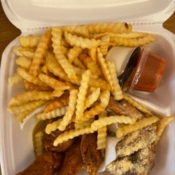 American Deli - Yummy garlic Parmesan and lemon pepper