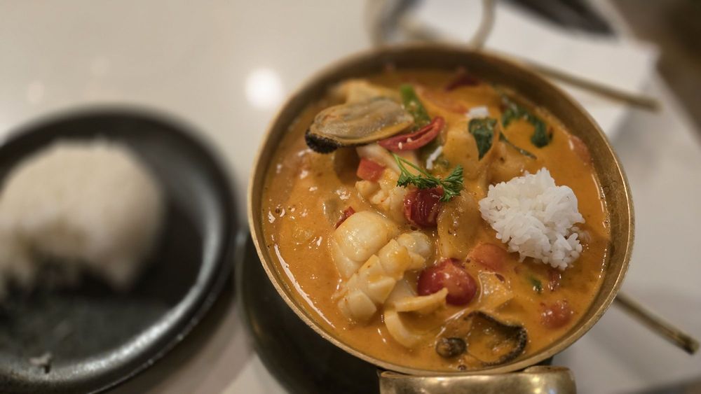 Dok Khao Thai Eatery