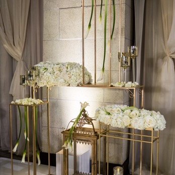 Buds And Blooms - Floral Designers Near Me - Los Angeles, California