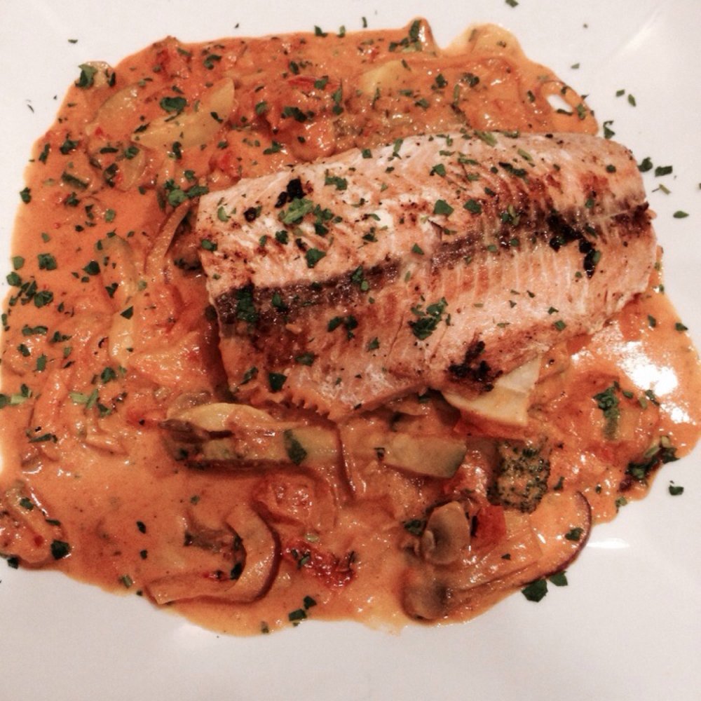 Master Pizza - Salmon primavera - Pizza Near Me - Livingston, New Jersey Master Pizza - Salmon primavera - Pizza Near Me - Livingston, New Jersey