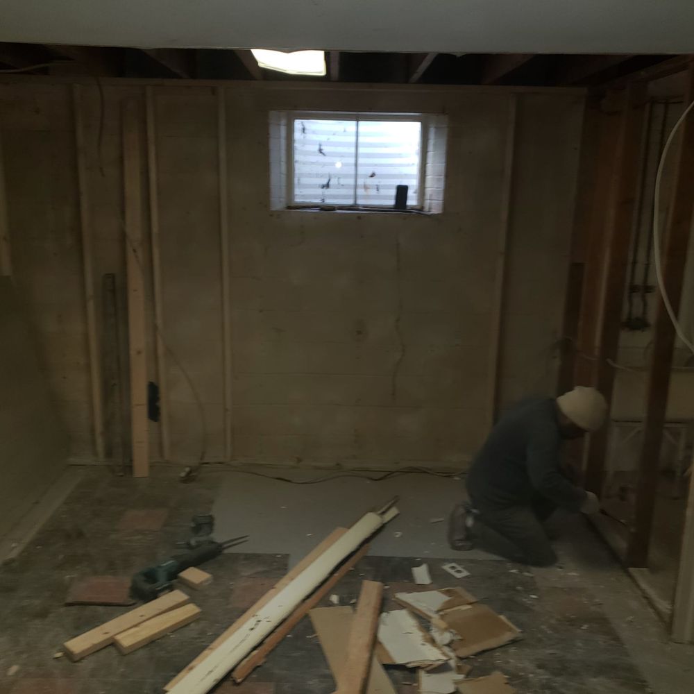 Slide of Mj & M Construction