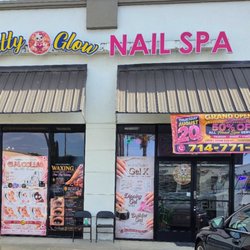 Kitty Glow Nail Spa