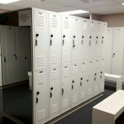 Fitness World Health Club - Lockers