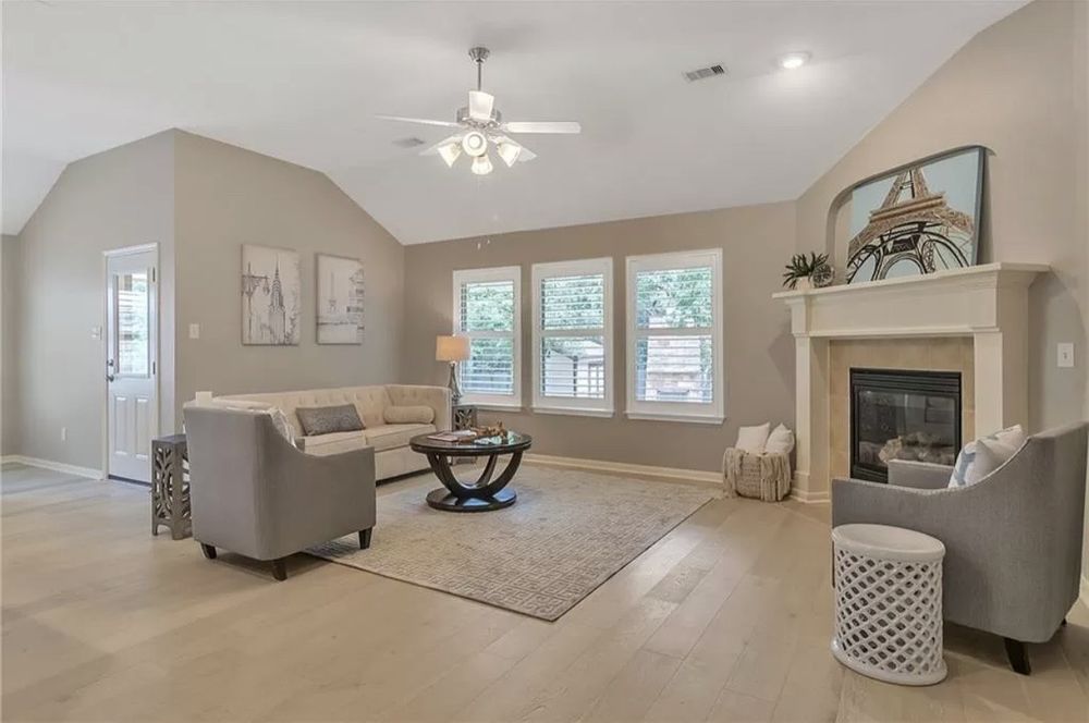 LONE STAR FLOORS Updated May 2024 12 Photos & 34 Reviews 11740