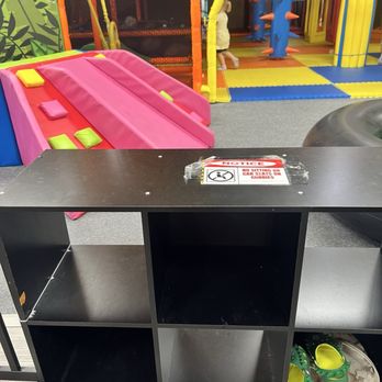 Ely’s Play House - Dirty surfaces & more zip ties - Indoor Playcenter Near Me - Citrus Heights, California Ely’s Play House - Dirty surfaces & more zip ties - Indoor Playcenter Near Me - Citrus Heights, California