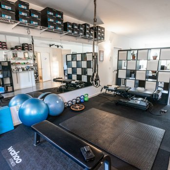 Onsight Chiropractic - Welcome to our office! Training area in foreground and waiting room in background. - Chiropractors Near Me - Berkeley, California